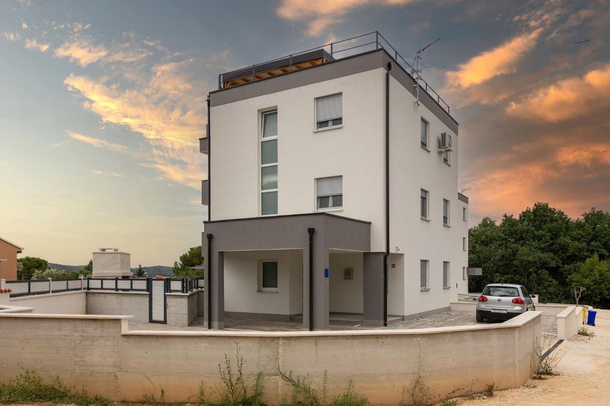 Penthouse Apartment Sax Medulin Exterior foto